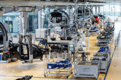 为用户供给多种模子和办事 